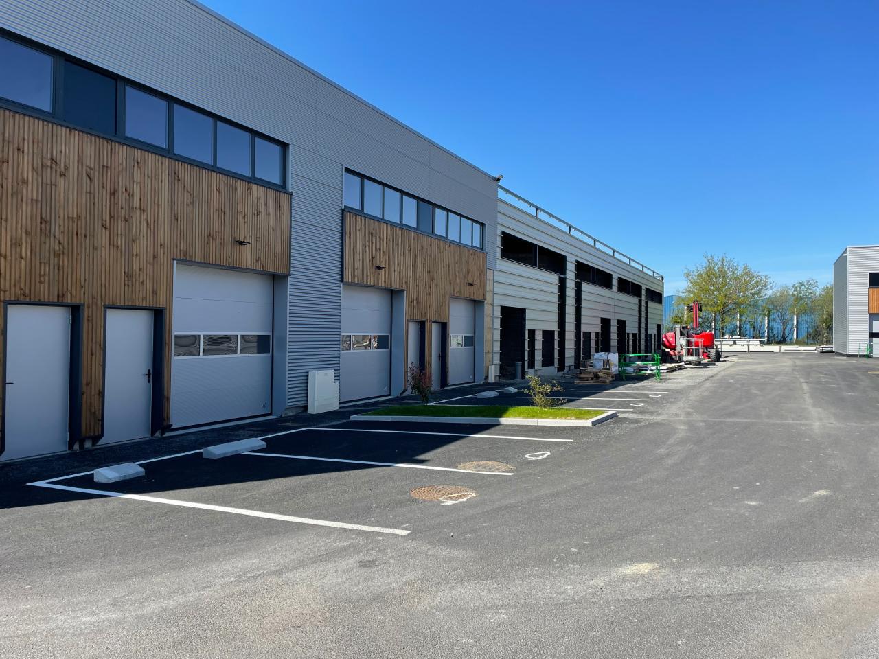 Local d'activité Basse-Goulaine 2264m² Vente local d'activité Basse-Goulaine Loire-Atlantique OVACT2531262 1